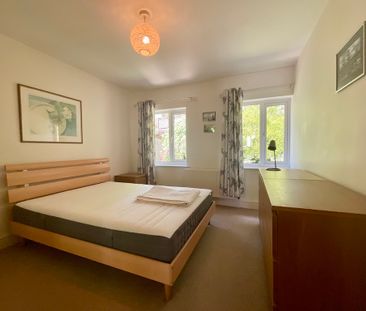 2 bedroom Apartment to let - Photo 5