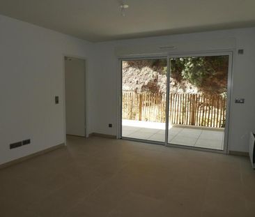 Location Appartement 2 pièces 40m² FREJUS 83600 - Photo 3