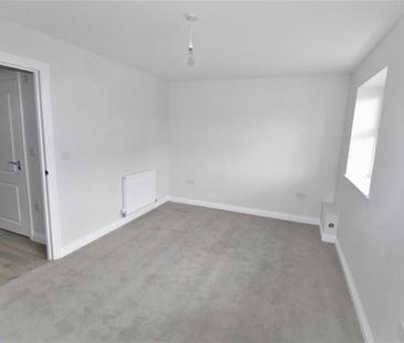 2 bedroom maisonette to rent - Photo 3