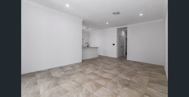 MODERN & LOW-MAINTENANCE LIVING IN HARRISDALE GREEN - Photo 1