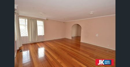 Convenient Location! - Photo 2