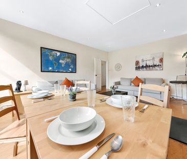 2 Bed Flat, Earls Court Road, W8 - Photo 2