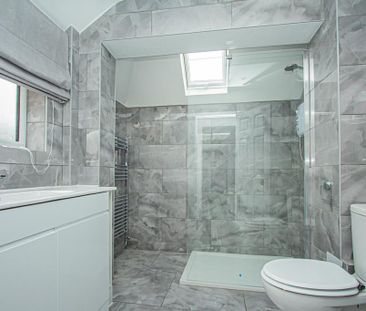 3 bedroom terraced house to rent - Photo 3