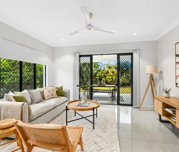 MODERN FAMILY HOME IN BLUECHIP LOCATION! - Photo 1