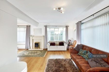 1 bedroom bungalow to rent - Photo 2