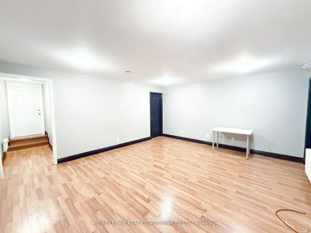 3352 Dundas Street W #Lower - Photo 3