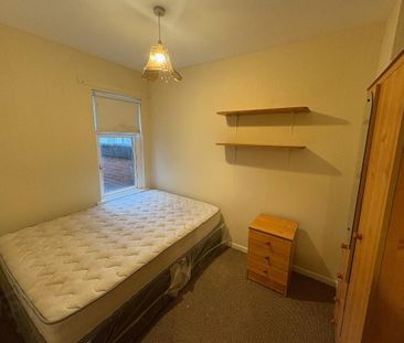 74 Rockview Street, Donegall Raod, Belfast, BT12 6JR - Photo 3