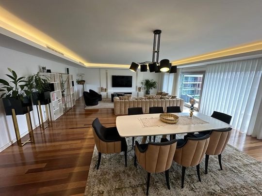 Apartamento T4 em Lisboa - Photo 1