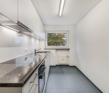 Stylish living in Allschwil - Photo 3