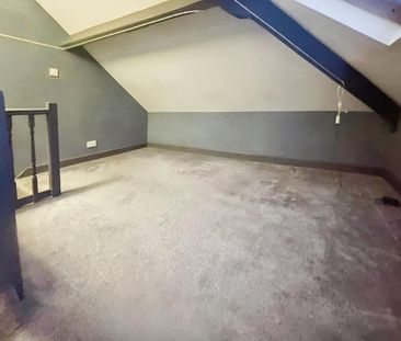 4 bedroom semi-detached house to rent - Photo 3