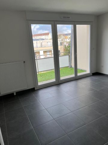 Location Appartement 2 pièces 42m² MELUN 77000 - Photo 4