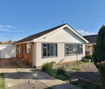 3 bedroom Bungalow To Let - Photo 6