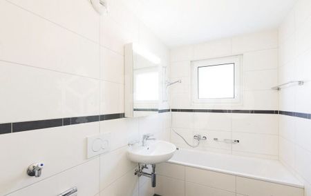 BEAUTIFUL GROUND FLOOR APARTMENT WITH TERRACE - Photo 4
