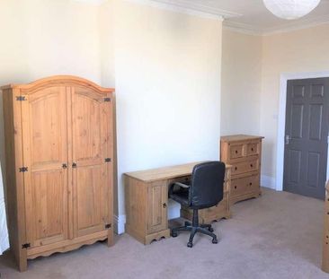 Sharrow Lane, Sheffield, S11 - Photo 2