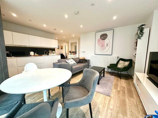 2 bedroom flat to rent - Photo 1