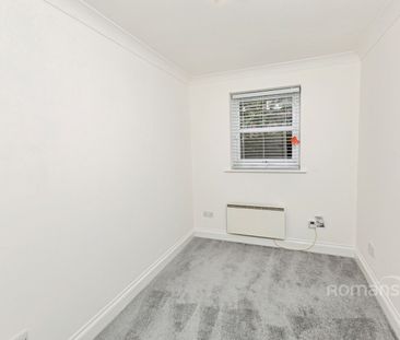 2 bedroom maisonette to rent - Photo 2