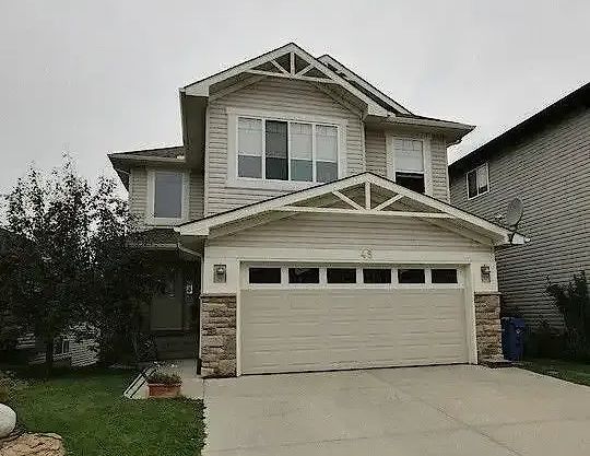 3-BEDROOM HOUSE ACROSS ROYAL OAK SCHOOL, NW! | 45 Royal Birch Heights Northwest, Calgary - Photo 1