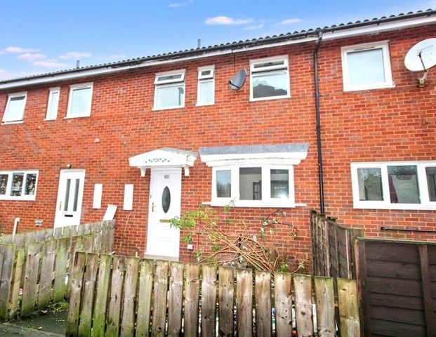 Elizabeth Court, Palmersville, Newcastle upon Tyne, Tyne and Wear, NE12 9QW - Photo 1