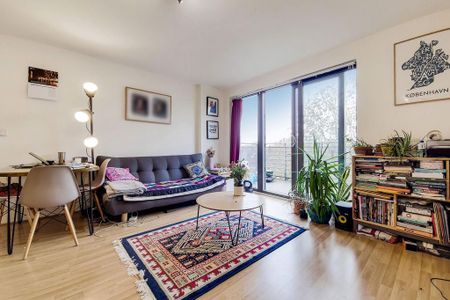 1 bedroom flat to rent - Photo 2