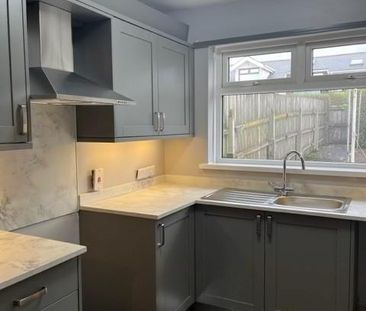 10 Charles Drive, Ballyclare, BT39 9BX - Photo 2