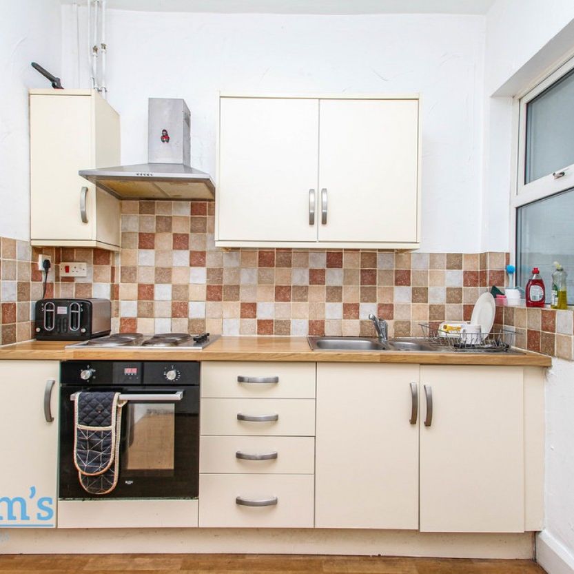 1 bed Shared House for Rent - Photo 1