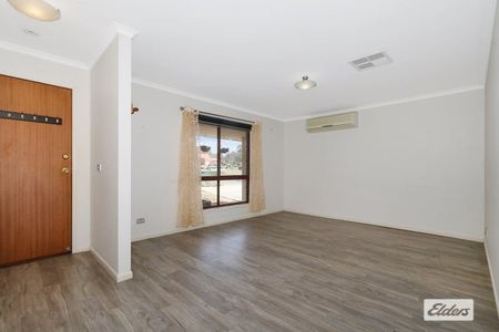 Charming 3-Bedroom Home for Rent – West Wodonga - Photo 2