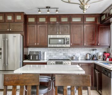 For Lease - 74 Fountainbridge Drive, Caledon, Ontario - Photo 2
