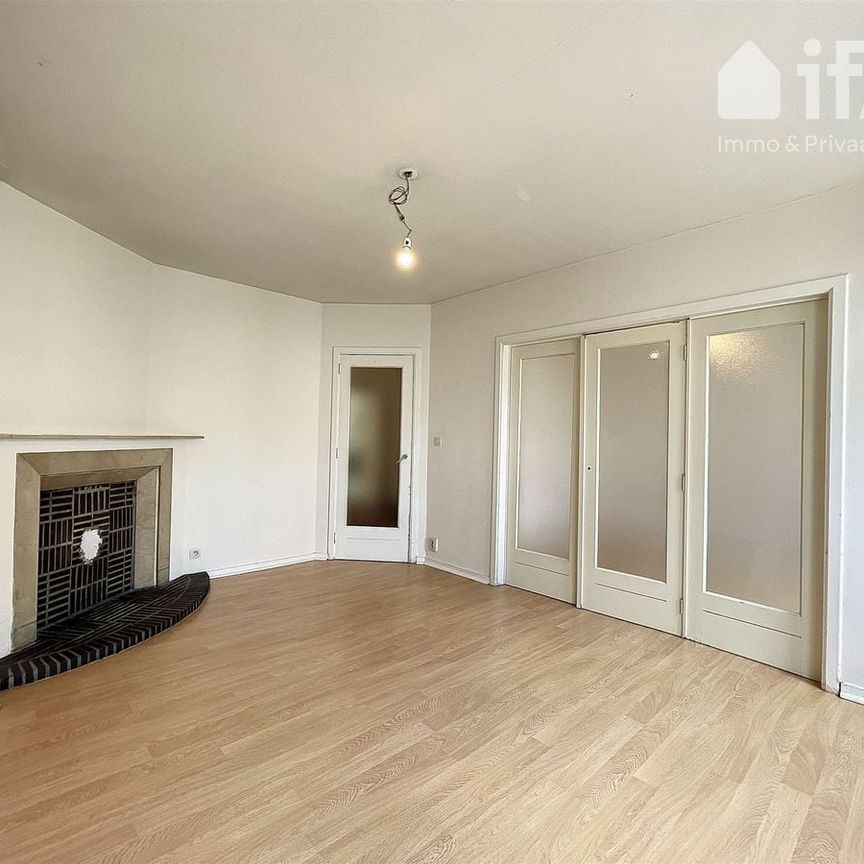 Appartement te huur in Tervuren voor € 895 met 1 slaapkamer - Photo 1