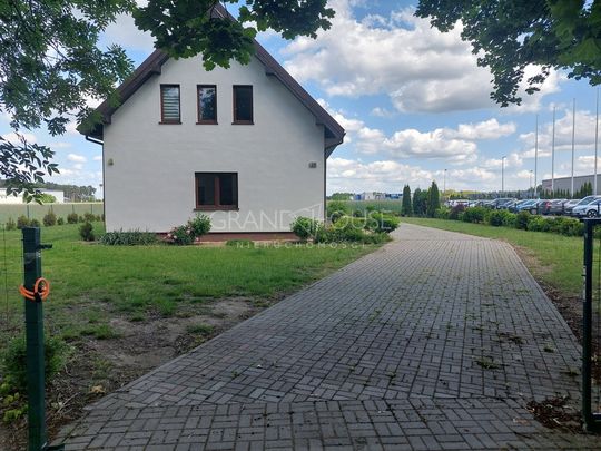 Dom na wynajem w Kobylance - Zdjęcie 1