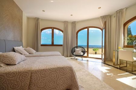 Luxury Villa for rent in Sotogrande, Spain - Photo 5