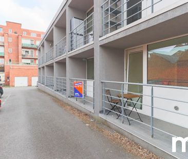 Heel ruim één slaapkamer appartement te huur dichtbij het centrum van Kortrijk met garagebox !! - Photo 3