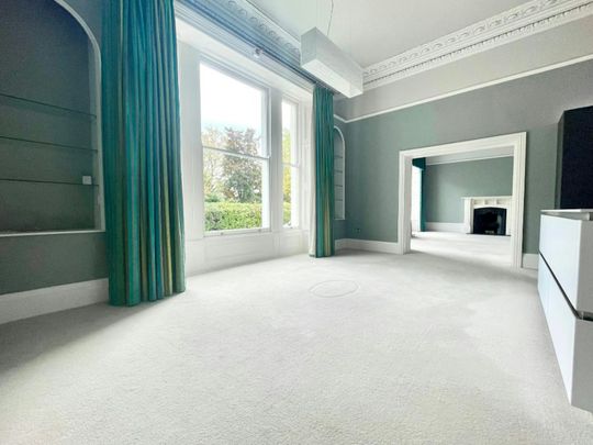 Apartment to rent on - Photo 1