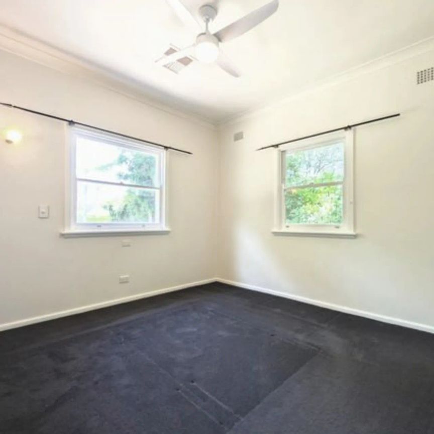 Peaceful Blue Mountains Living in the Heart of Warrimoo - Photo 1