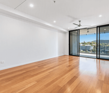 ONE BEDROOM APARTMENT IN THE HEART OF TOOWONG - Photo 1