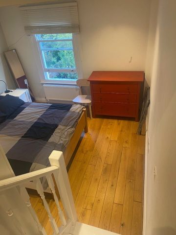 Room in a Shared Flat, Mundania Road, SE22 - Photo 3