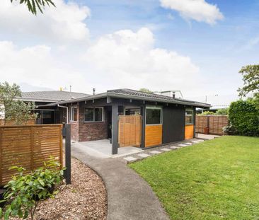 HOKOWHITU - 4 BEDROOMS - Photo 5