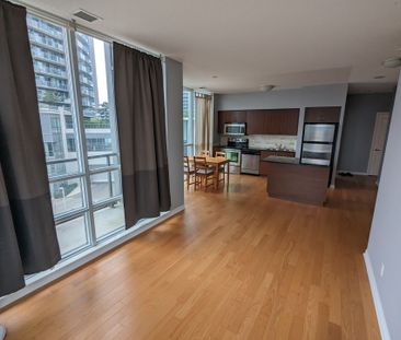 For Lease - 2240 Lakeshore Boulevard Unit# 304, Toronto, Ontario - Photo 3