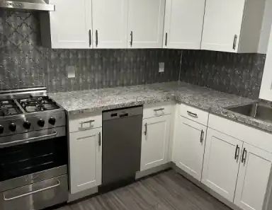 Cozy 1 bedroom fantastic location | 2123 5 Street Southwest, Calgary - Photo 1