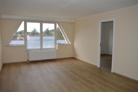 TE HUUR: Gunstig gelegen appartement met 2 slaapkamers te Munsterbilzen! - Photo 2