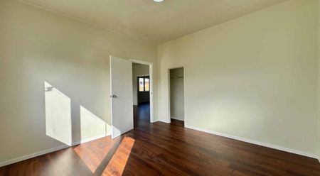 Papatoetoe, 3 bedrooms - Photo 2