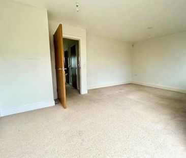 3 bedroom detached house to rent - Photo 2