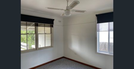 Lovely family home with plenty of space - Photo 2