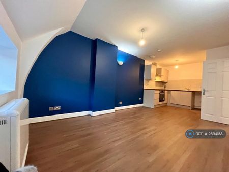 1 bedroom flat to rent - Photo 2