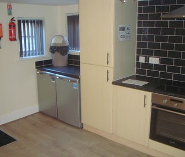 1 Bed Self contained - Student flat Fallowfield Manchester - Photo 5