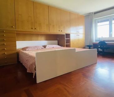 Via Val Bavona, Milan, Lombardy 20147 - Photo 2