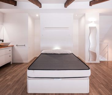 Attic duplex for rent in Ruzafa area - Photo 5