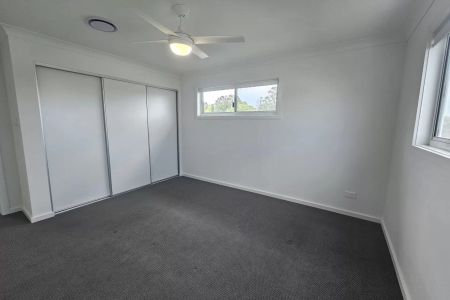 Full of Style and Low Maintenance - Photo 2