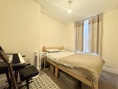 2 bedroom maisonette to rent - Photo 3