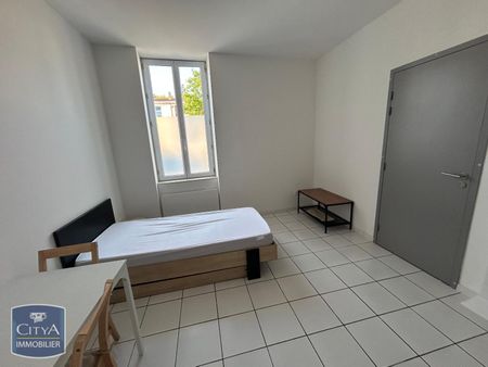 Location Appartement 1 pièce 16m² VILLENEUVE SUR LOT 47300 - Photo 2
