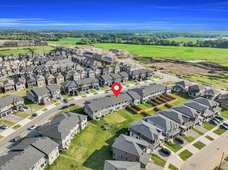 For Lease - 34 Wilkinson Avenue, Cambridge, Ontario - Photo 3